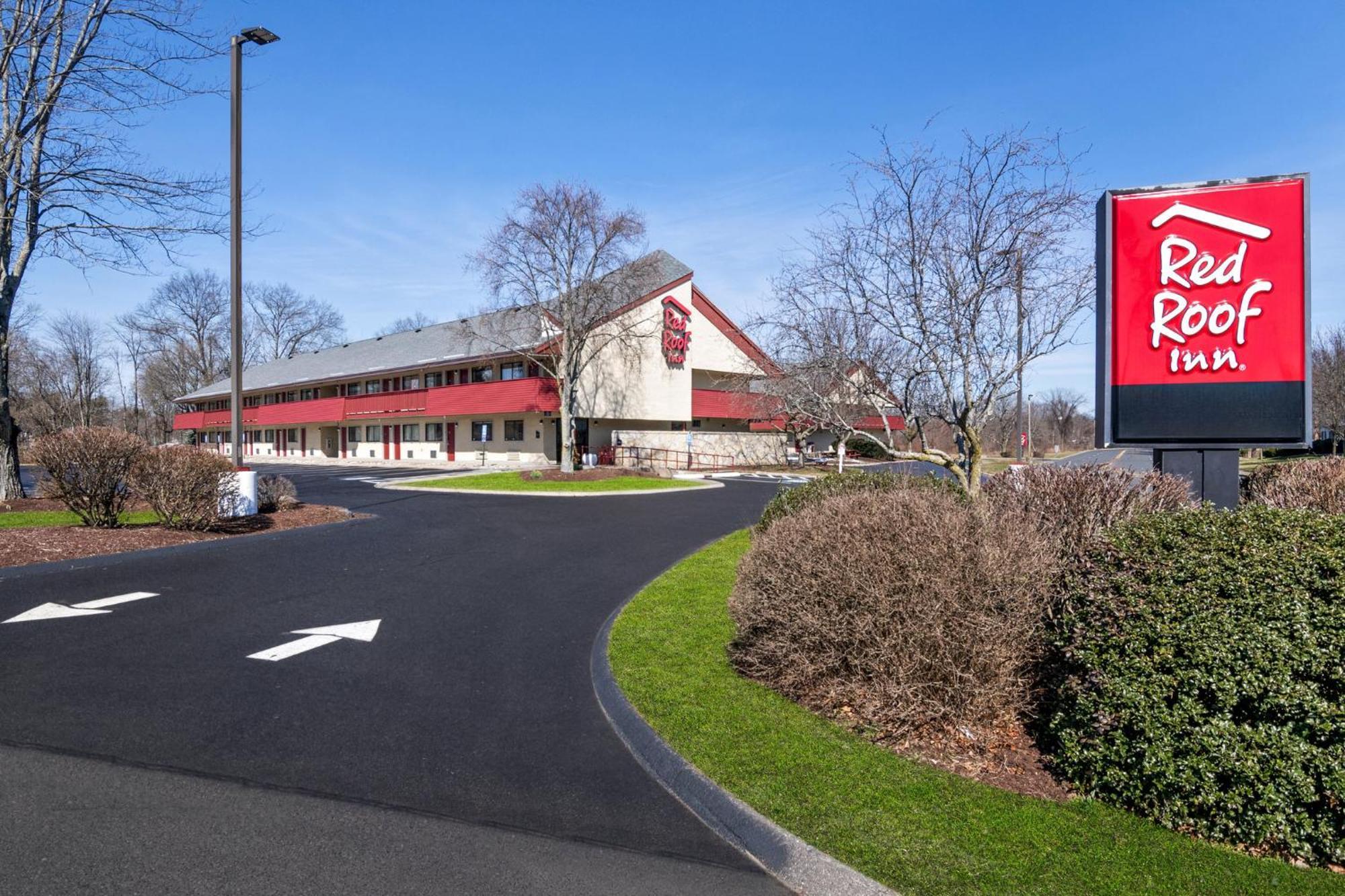 Red Roof Inn Enfield Exterior foto